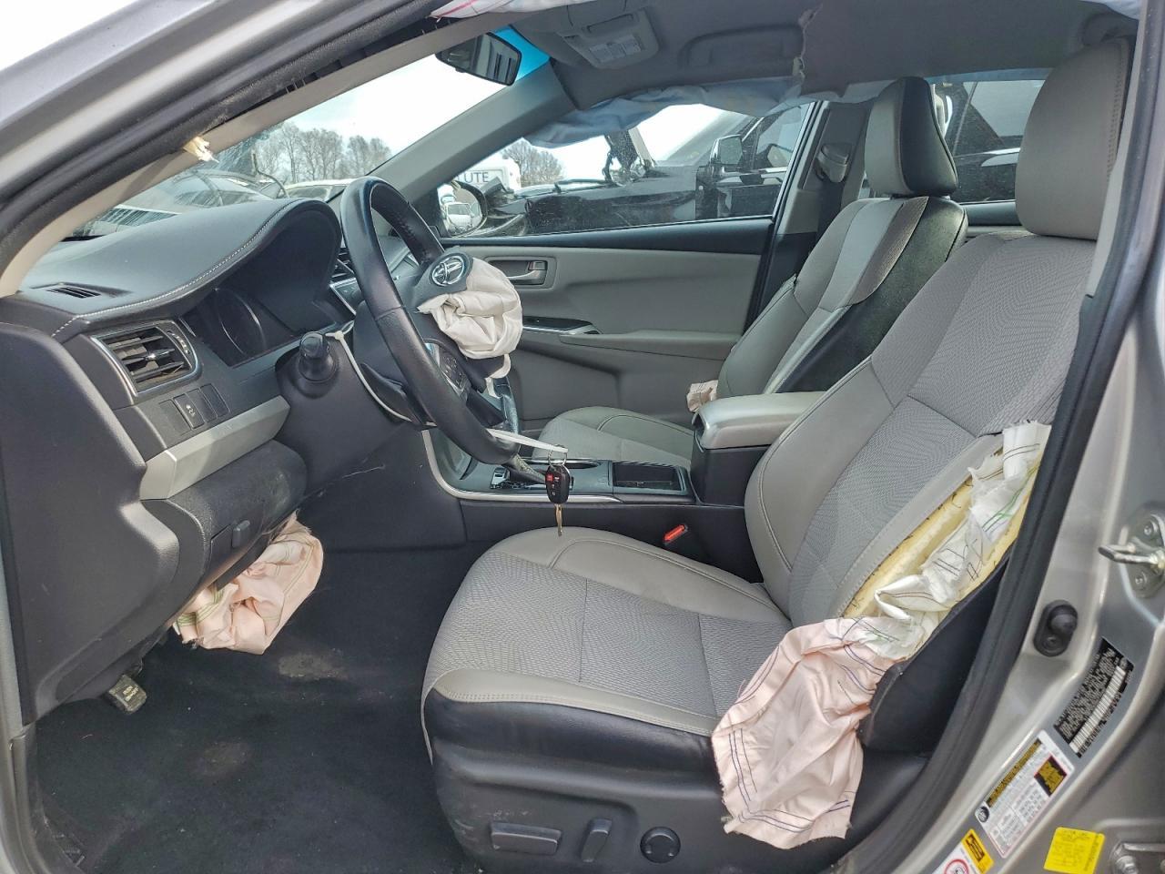 2017 Toyota Camry le