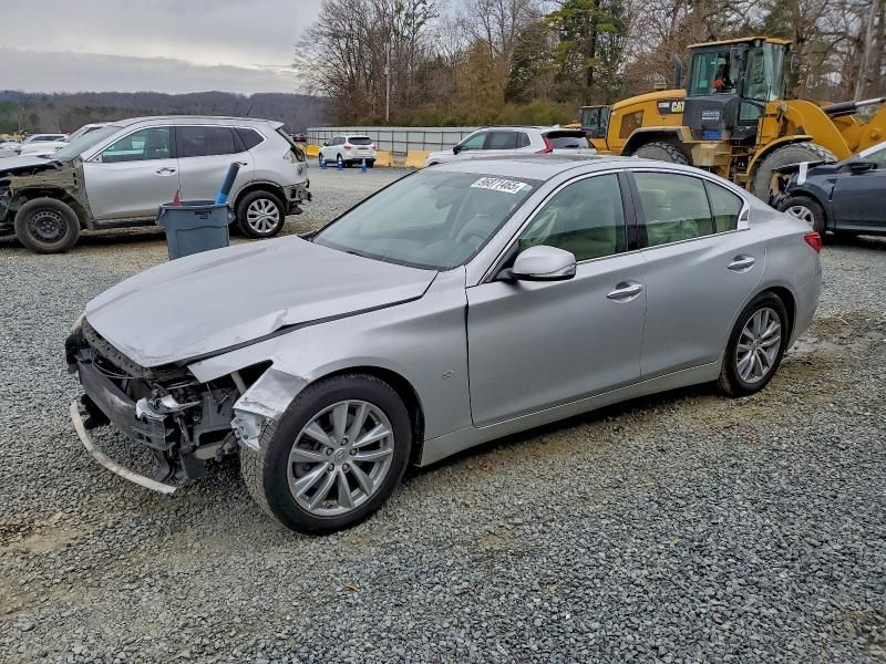 2015 Infiniti Q50 Base