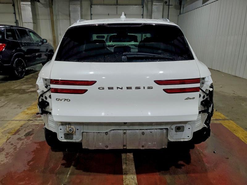 2022 Genesis Gv70 Base