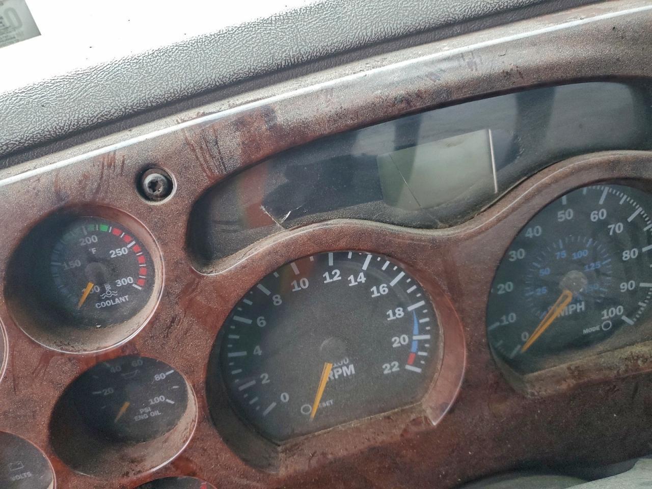 2002 Mack CH613 Semi Truck