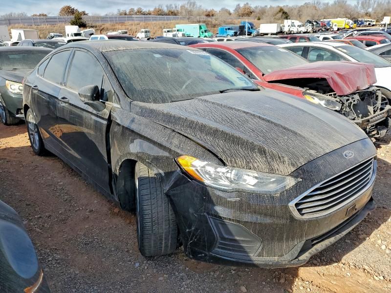2019 Ford Fusion se