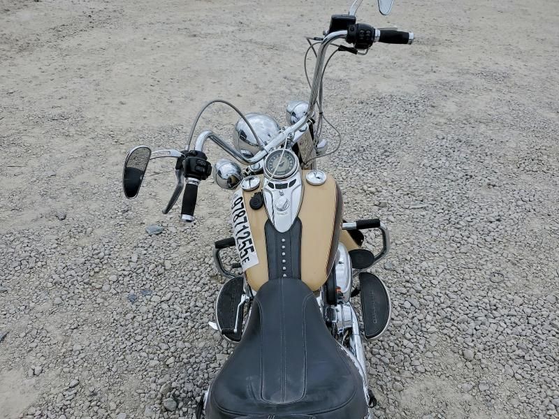 2015 Harley-Davidson Flstc Heritage Softail Classic