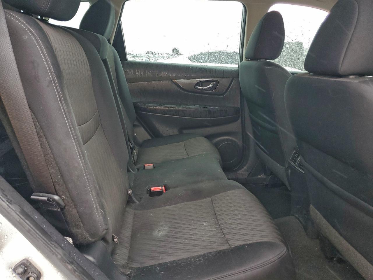 2018 Nissan Rogue s