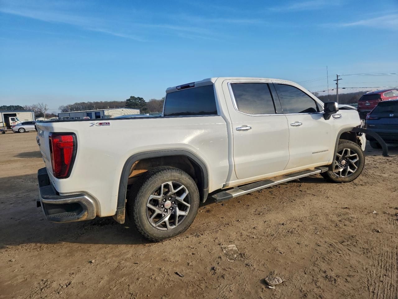2023 GMC Sierra K1500 slt