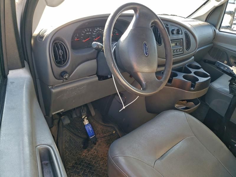 2008 Ford Econoline E350 Super Duty Van
