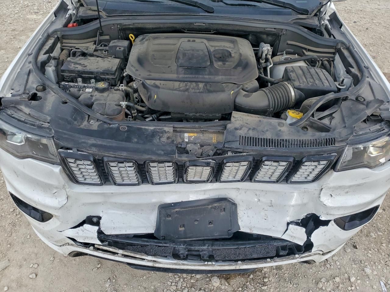 2022 Jeep Grand Cherokee Laredo e