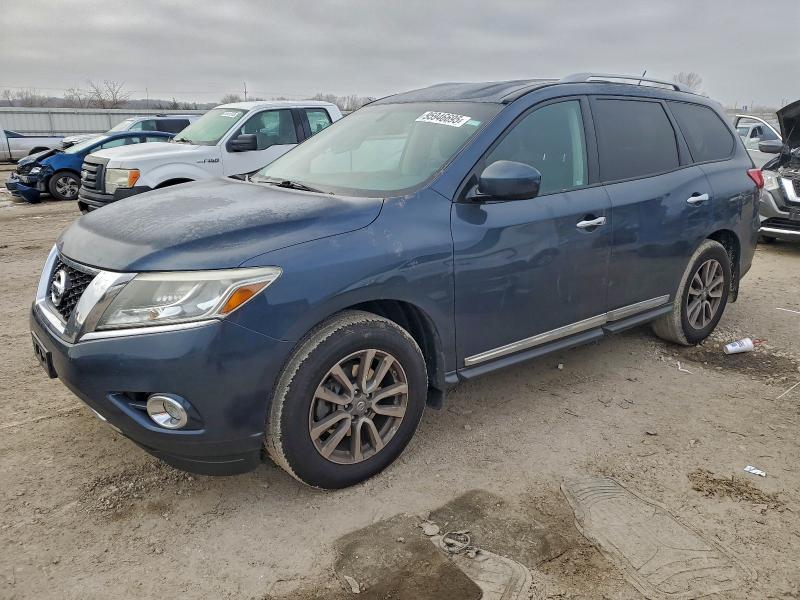2014 Nissan Pathfinder s