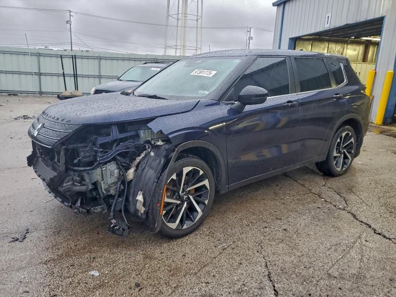 2022 Mitsubishi Outlander se