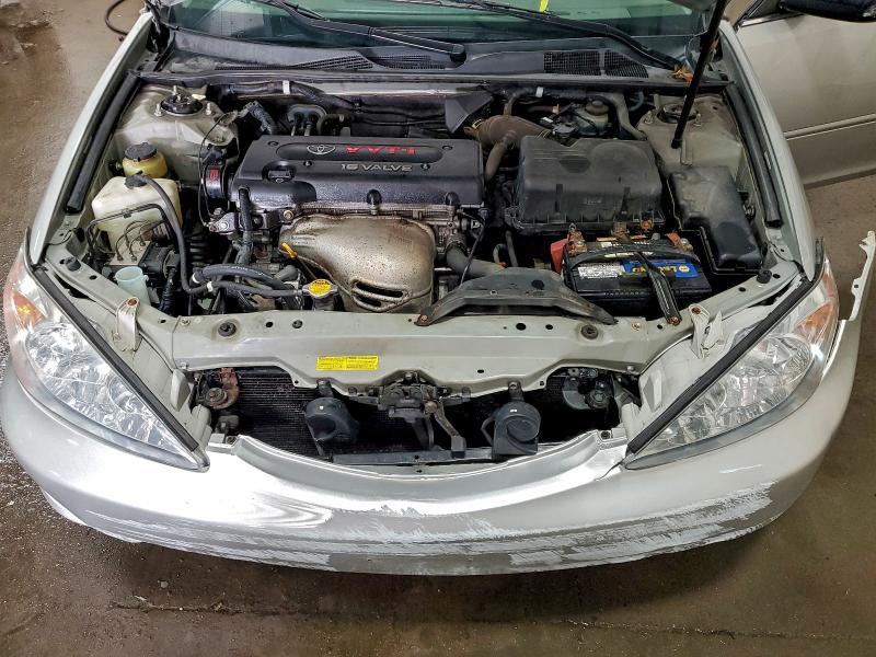2002 Toyota Camry le