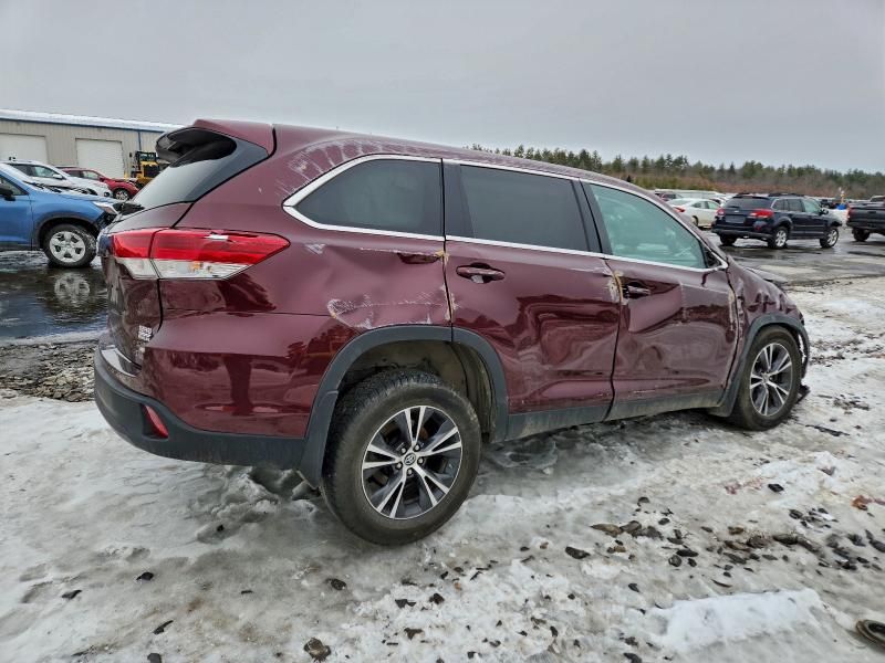 2019 Toyota Highlander le