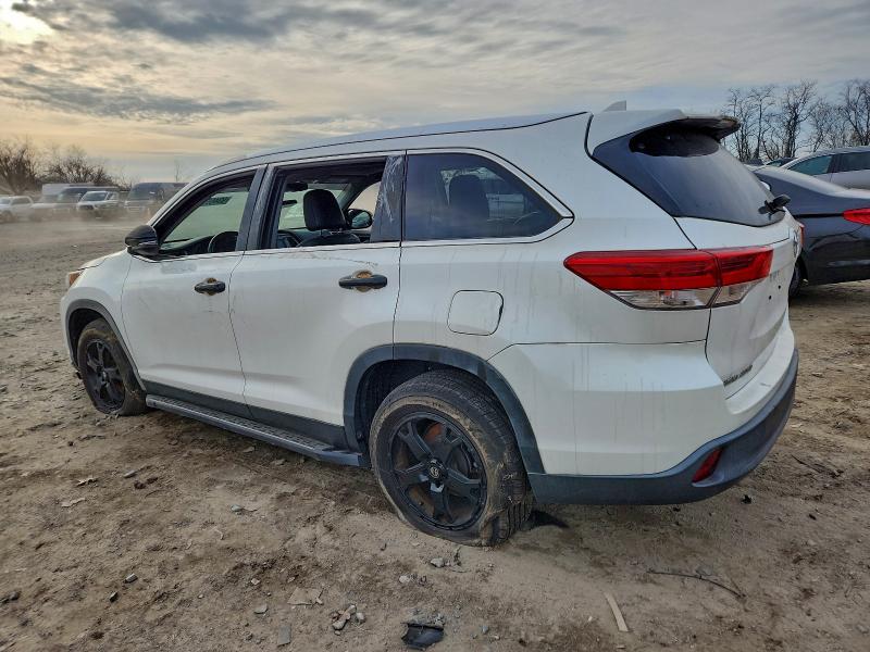 2019 Toyota Highlander se