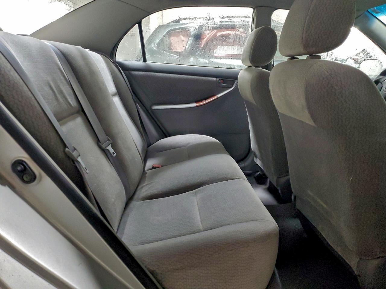 2003 Toyota Corolla ce