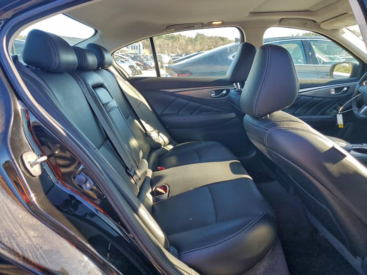 2014 Infiniti Q50 Base