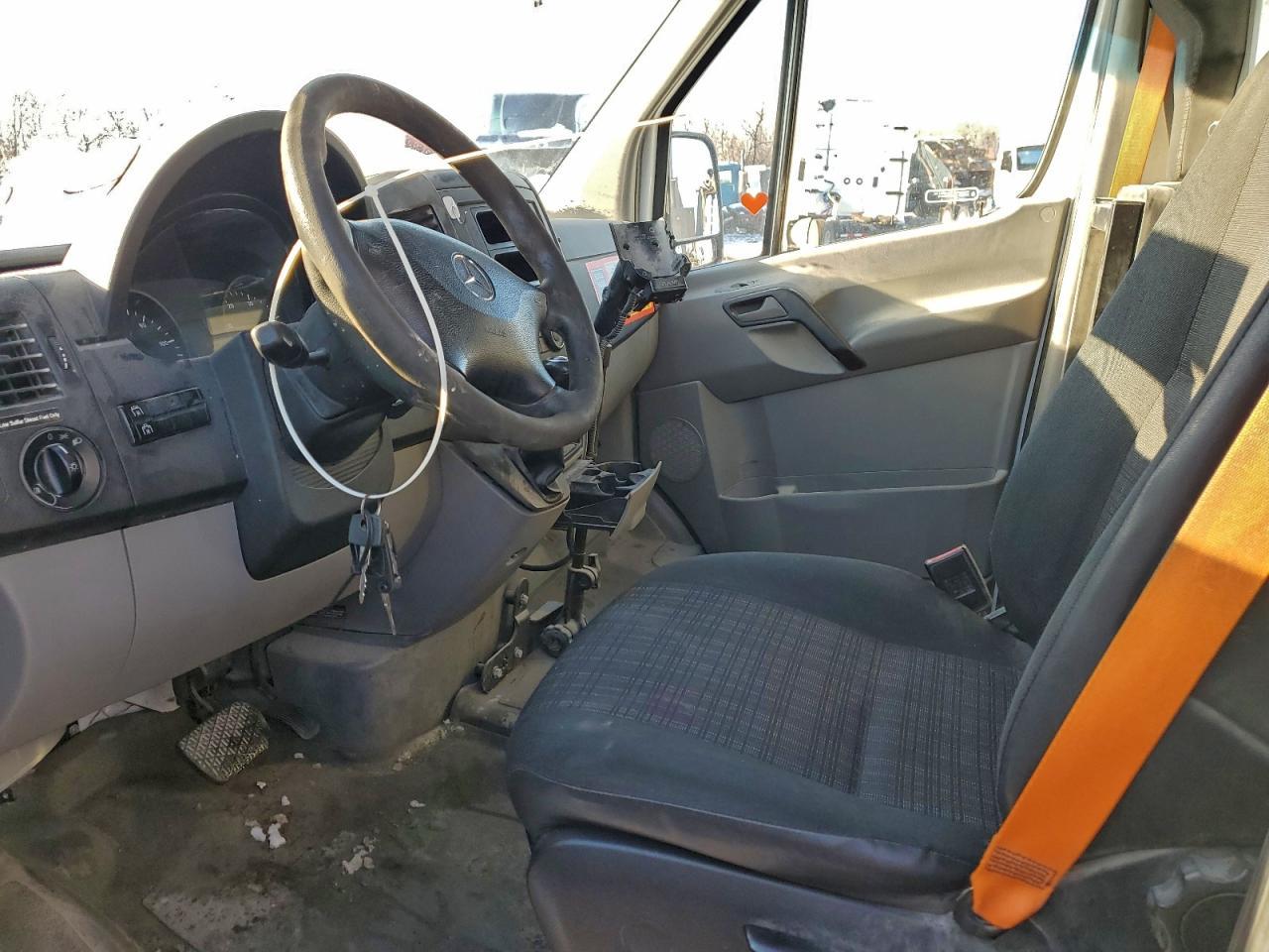 2014 Mercedes-Benz 2014 Mercedes Benz Sprinter 2500 Delivery Van