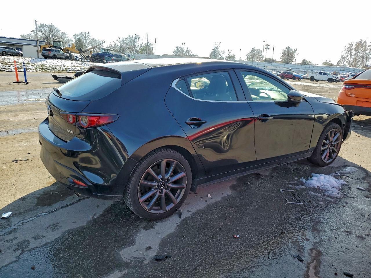 2021 Mazda 3 Select