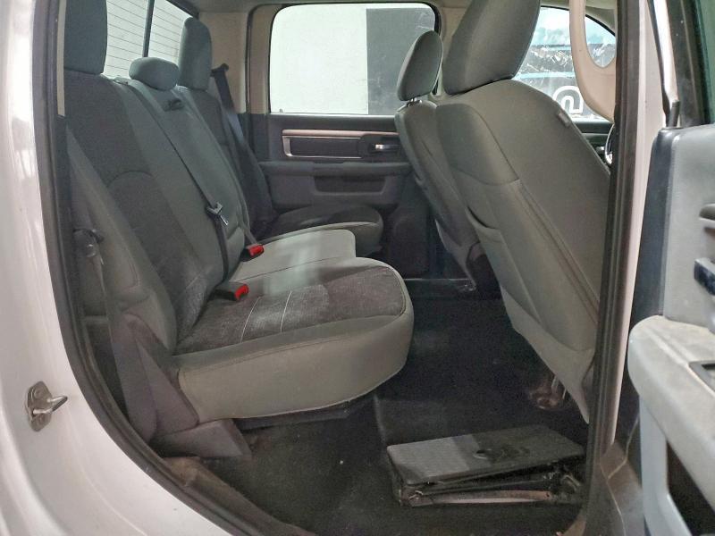 2015 Dodge Ram 1500 slt