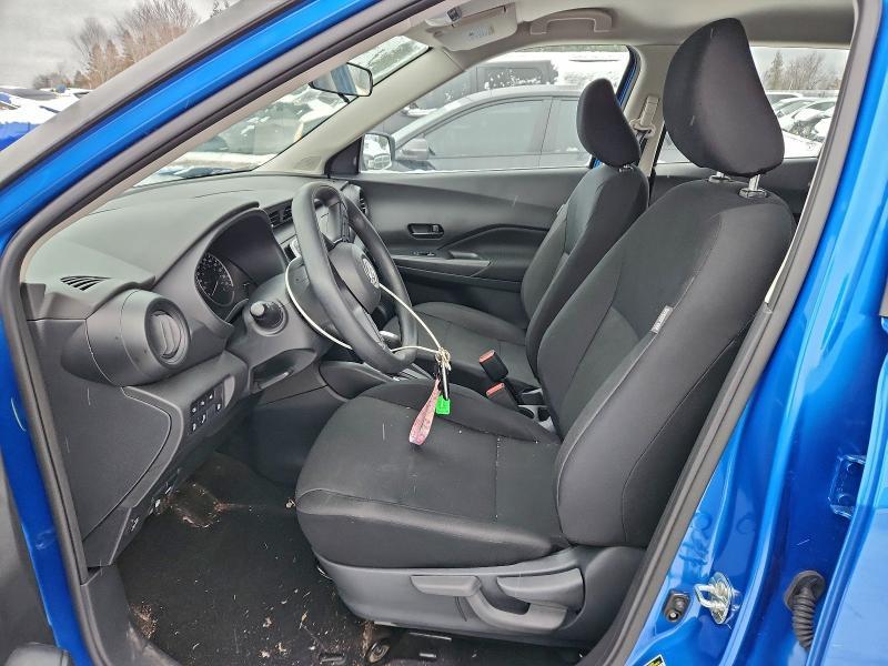 2025 Nissan Kicks Play s