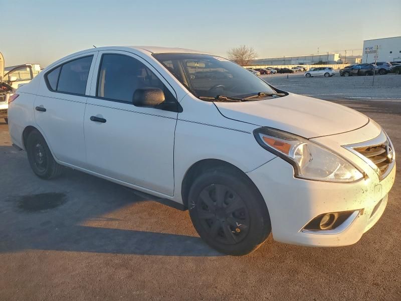 2015 Nissan Versa s