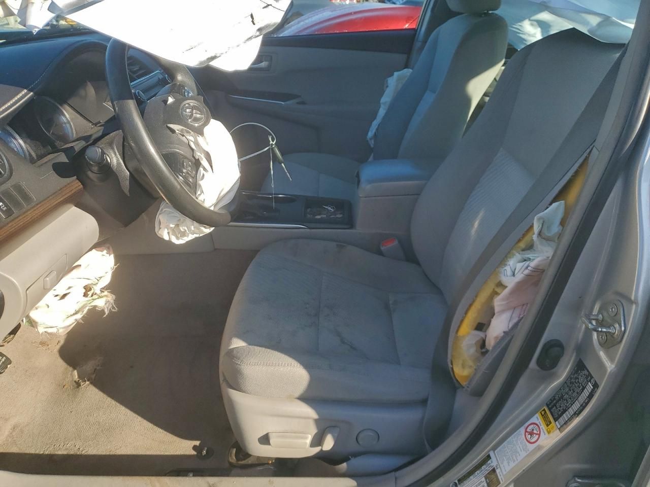 2016 Toyota Camry le