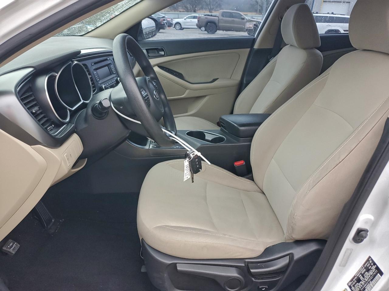 2014 KIA Optima lx