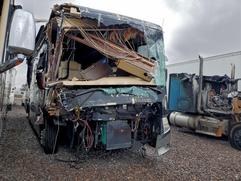 2018 Freightliner Chassis XC