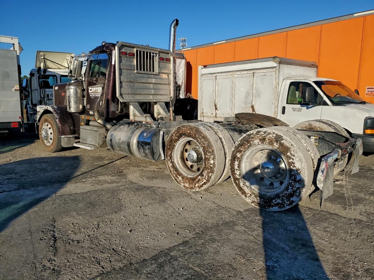 2024 Peterbilt 389 Semi Truck