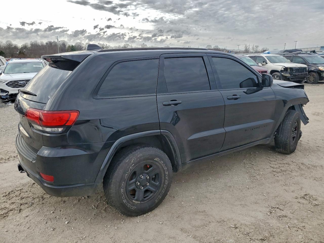 2019 Jeep Grand Cherokee Laredo
