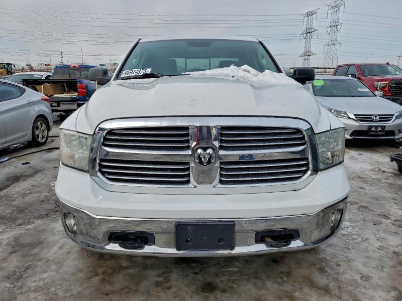 2015 Dodge RAM 1500 SLT
