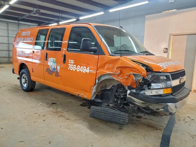 2022 Chevrolet Express G2500