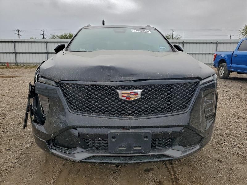 2024 Cadillac XT4 Sport
