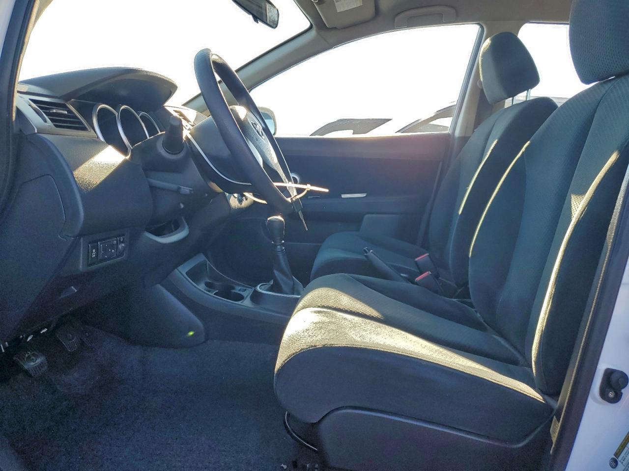 2012 Nissan Versa s