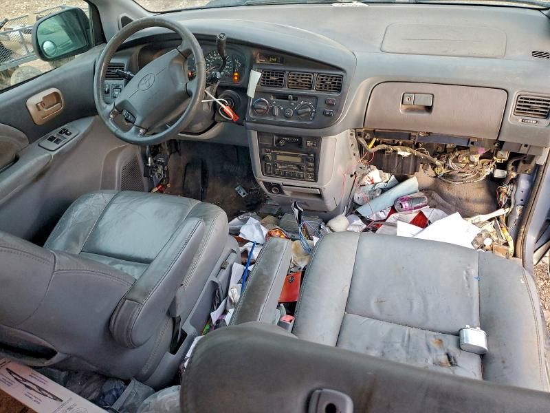 1999 Toyota Sienna le