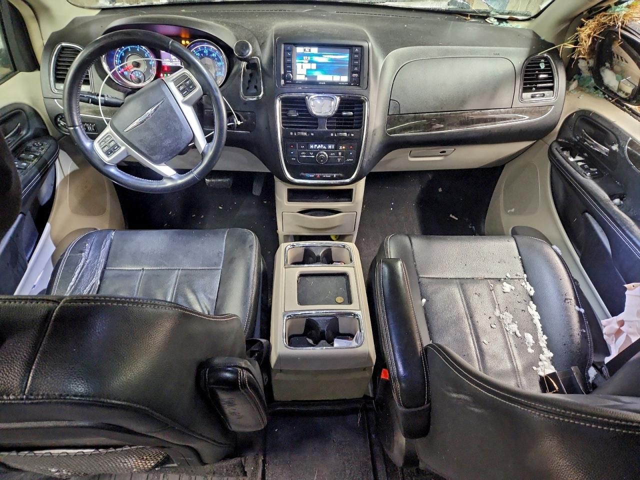 2014 Chrysler Town & Country Touring
