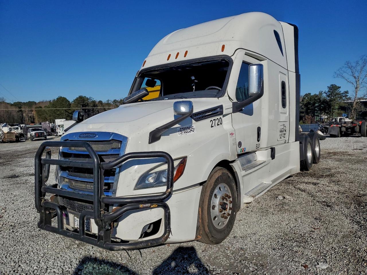 2022 Freightliner Cascadia 126 Semi Truck