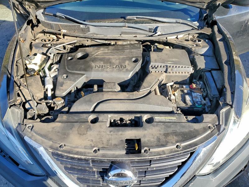 2017 Niss Altima 2.5