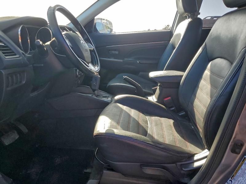 2018 Mitsubishi Outlander Sport es