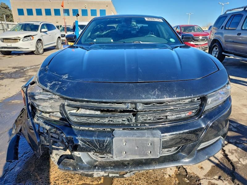 2015 Dodge Charger sxt