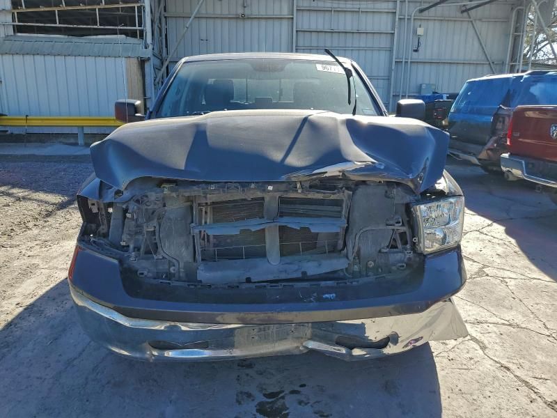 2020 Dodge Ram 1500 Classic slt