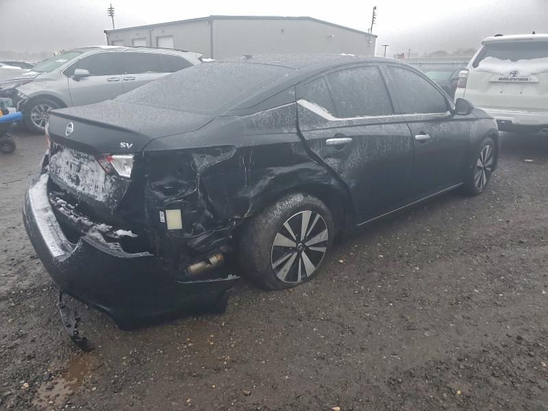 2021 Nissan Altima sv