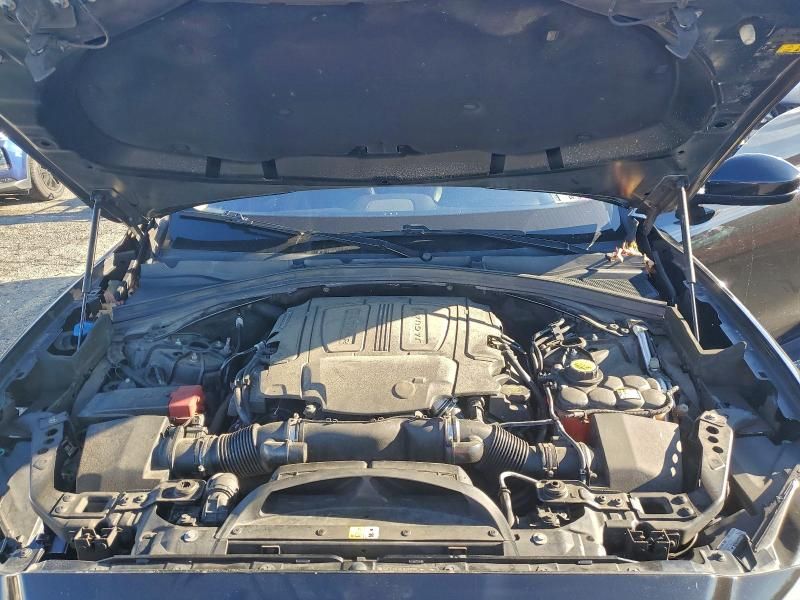 2018 Jaguar F-pace Premium