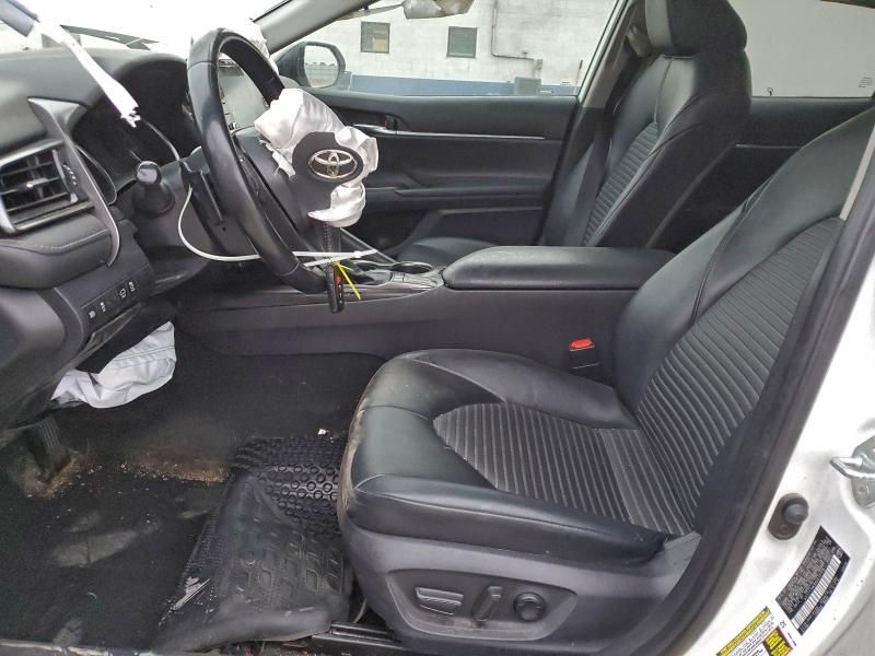 2022 Toyota Camry se