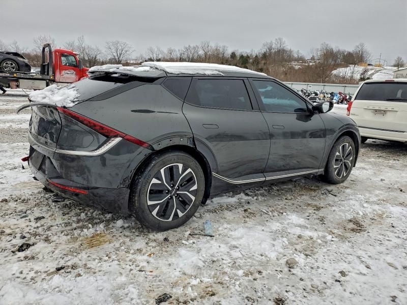 2023 KIA EV6 Light