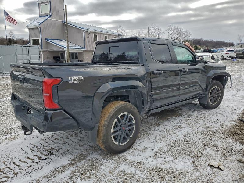 2024 Toyota Tacoma TRD Sport HV