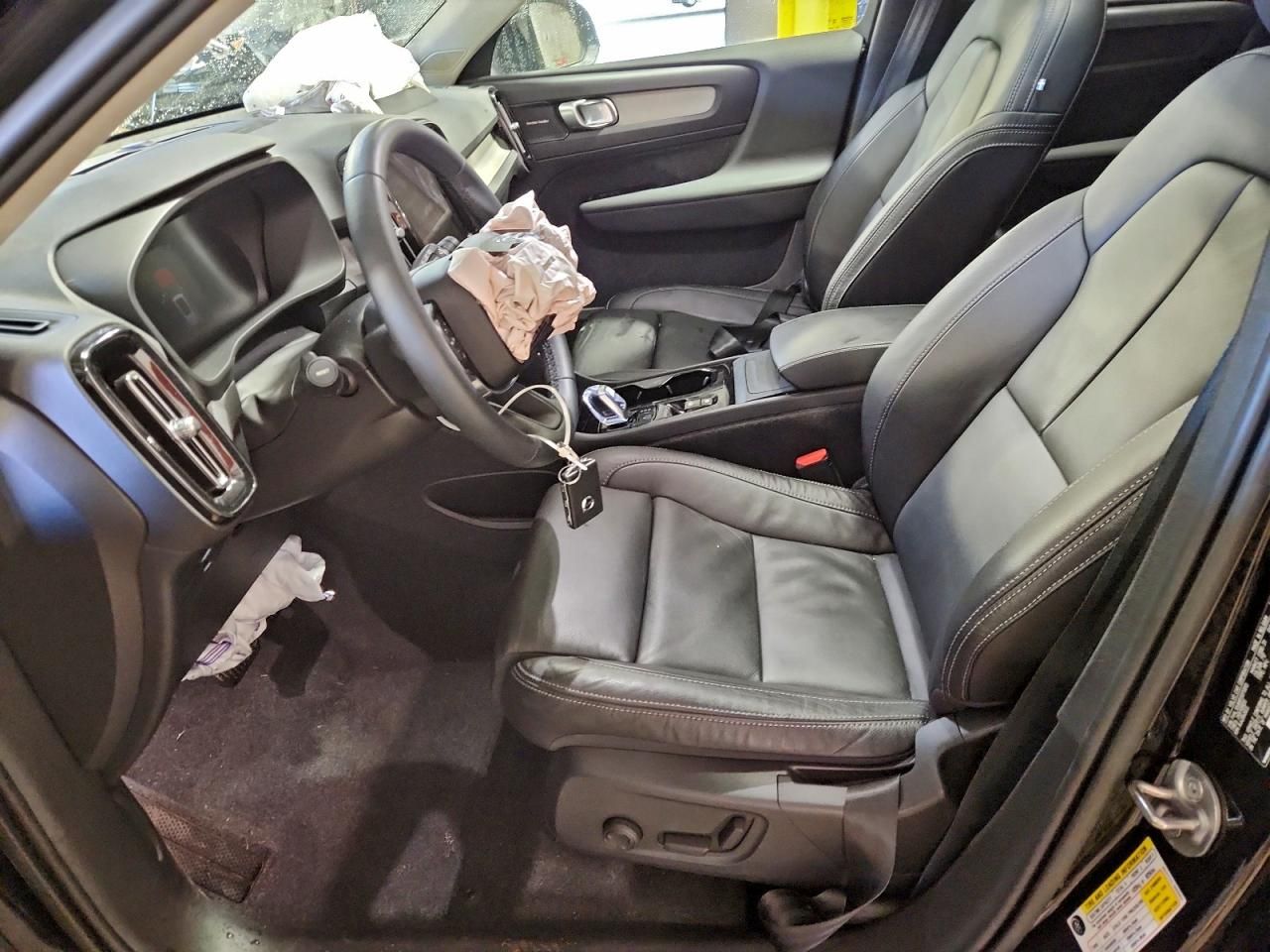 2023 Volvo Xc40 Ultimate