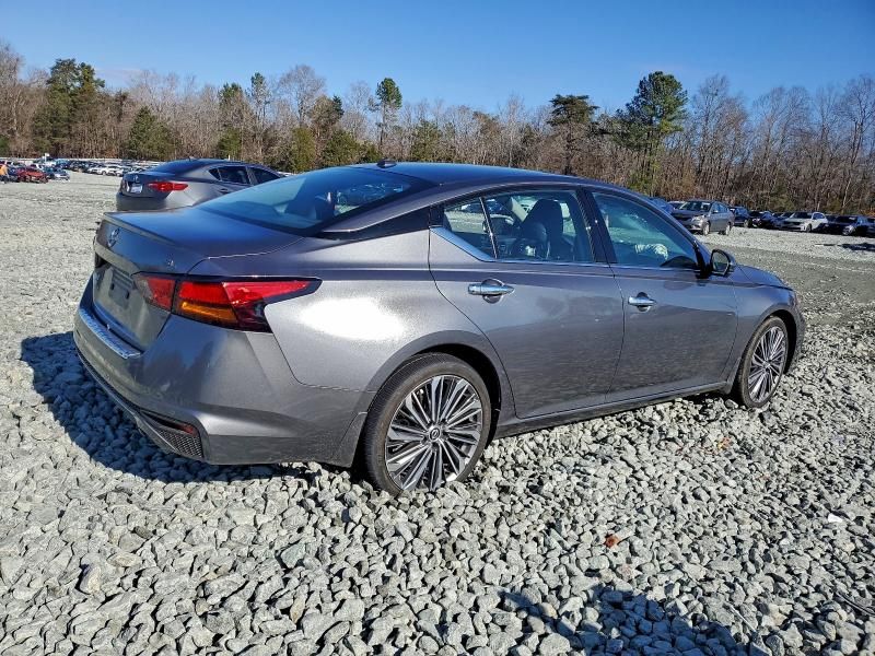 2023 Nissan Altima sl