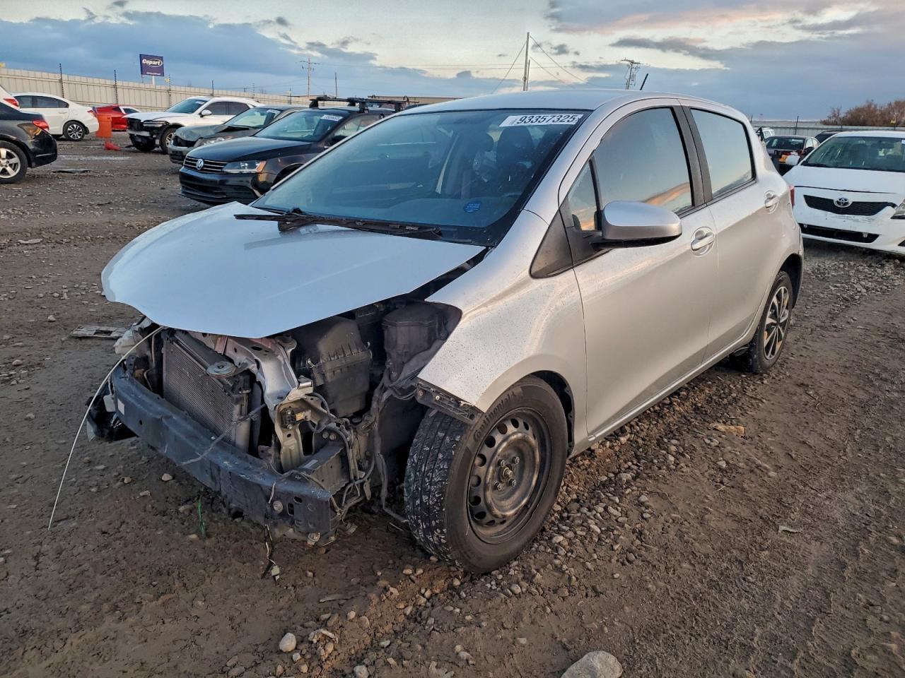 2016 Toyota Yaris l
