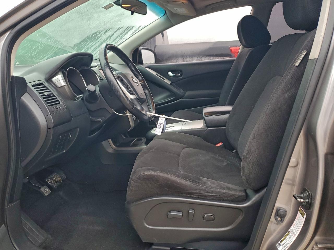 2012 Nissan Murano s