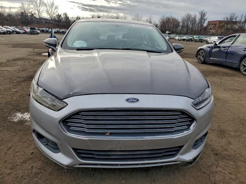 2014 Ford Fusion se Hybrid
