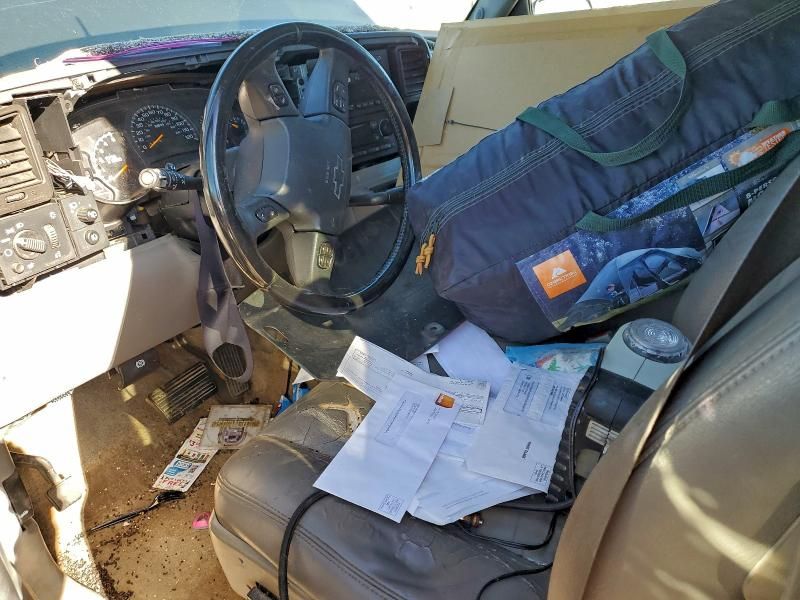 2003 Chevrolet Suburban K1500