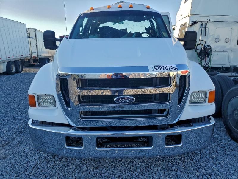 2000 Ford F650 Super Duty